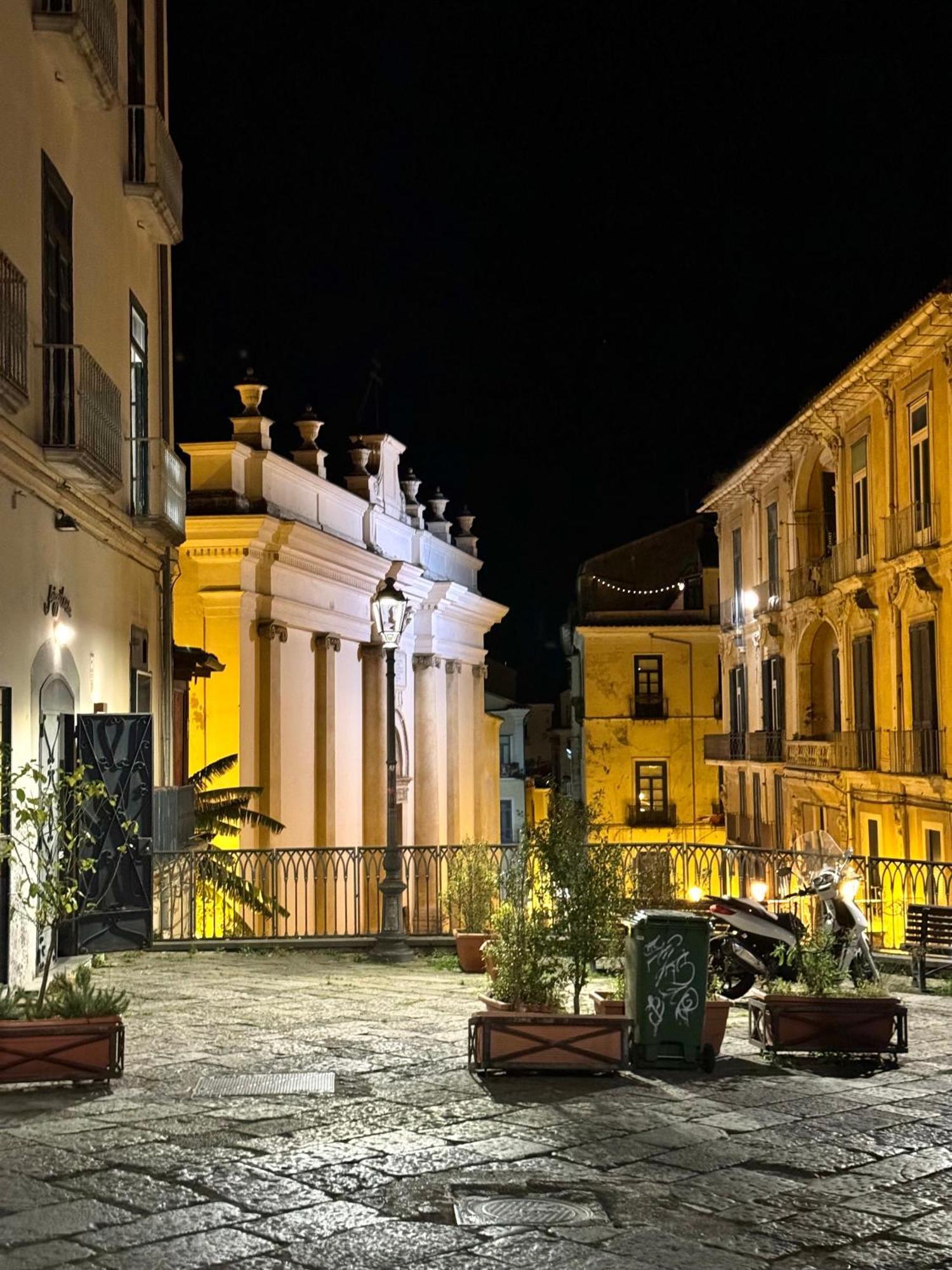 Residenza D'Artista Al Duomo1 Hotel Salerno Exterior foto