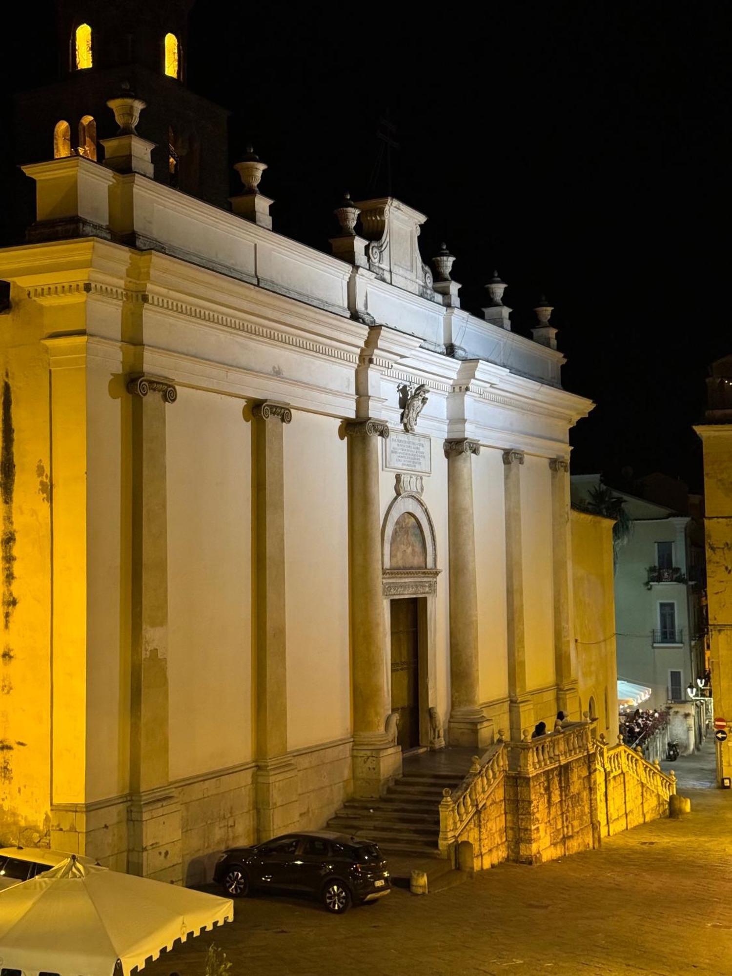 Residenza D'Artista Al Duomo1 Hotel Salerno Exterior foto